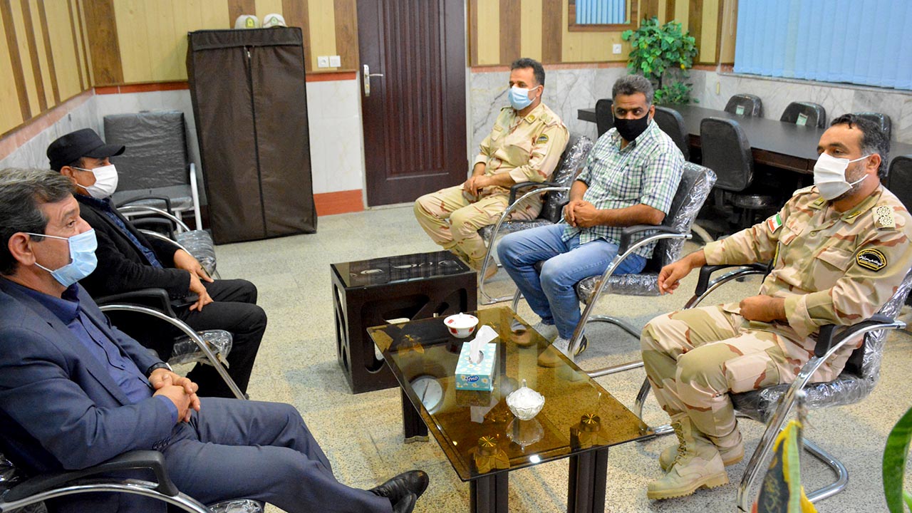 دیدار رئیس منطقه عملیاتی شرکت نفت خزر با فرمانده دریابانی امیرآباد