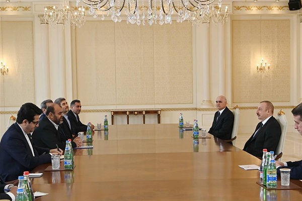 دیدار وزیر راه و شهرسازی کشورمان با رئیس جمهور آذربایجان