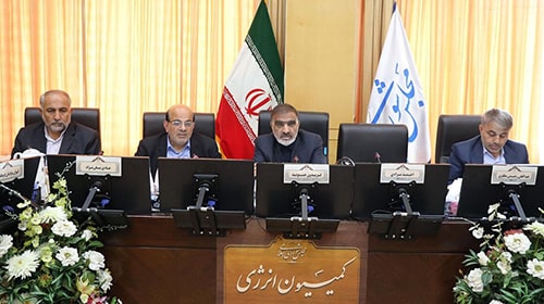 اقدام‌ های شرکت ملی نفت ایران در حوزه افزایش تولید نفت و گاز در نشست کمیسیون انرژی مجلس شورای اسلامی بررسی شد