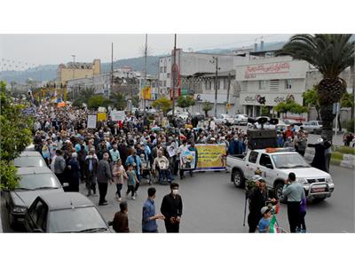 با حضور کارکنان نفت خزر مراسم راهپیمایی روز قدس در شهرستان بهشهر برگزار شد